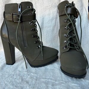 Shoe Dazzle Olive Lace-Up Platform Ankle Boots